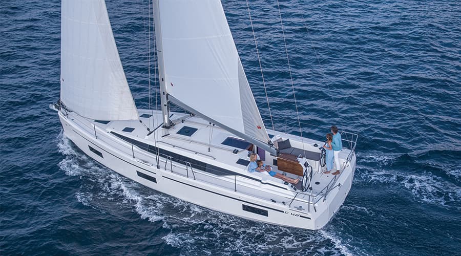 BAVARIA C42