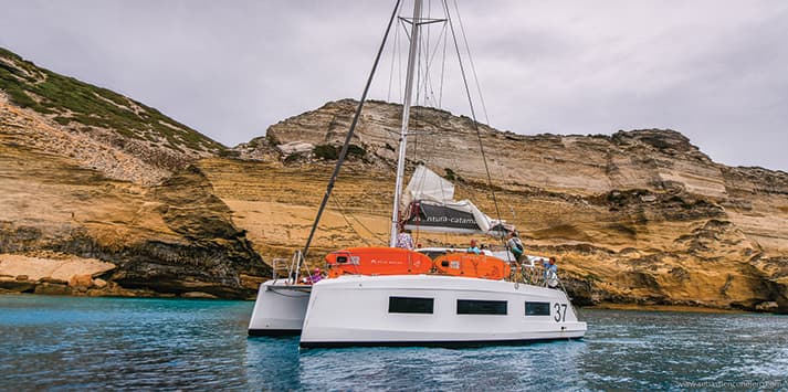 Catamaran AVENTURA 37 DC