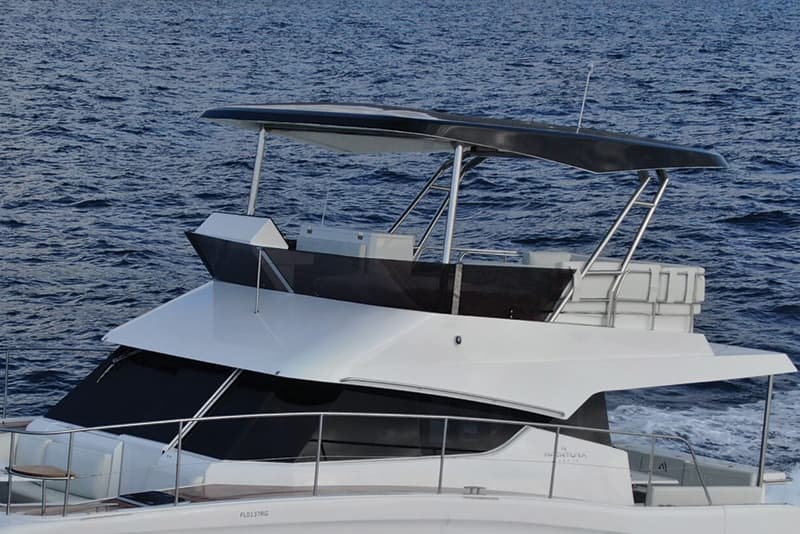 AVENTURA 38 Flybridge