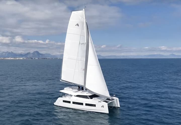 Catamarans AVENTURA Yachts